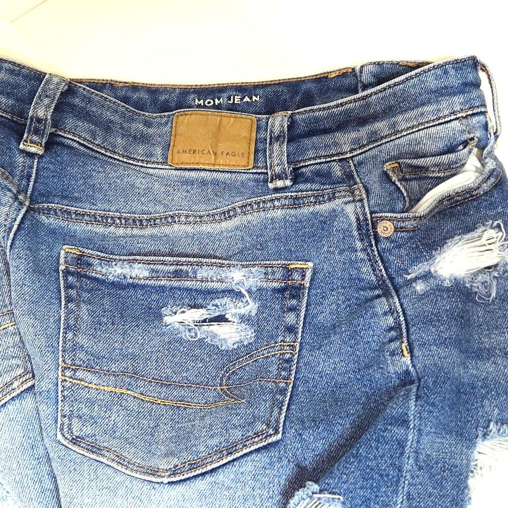American Eagle High Waisted Mom Jeans Distressed Raw Hem Women's Size 00 X Short - Picture 2 of 12